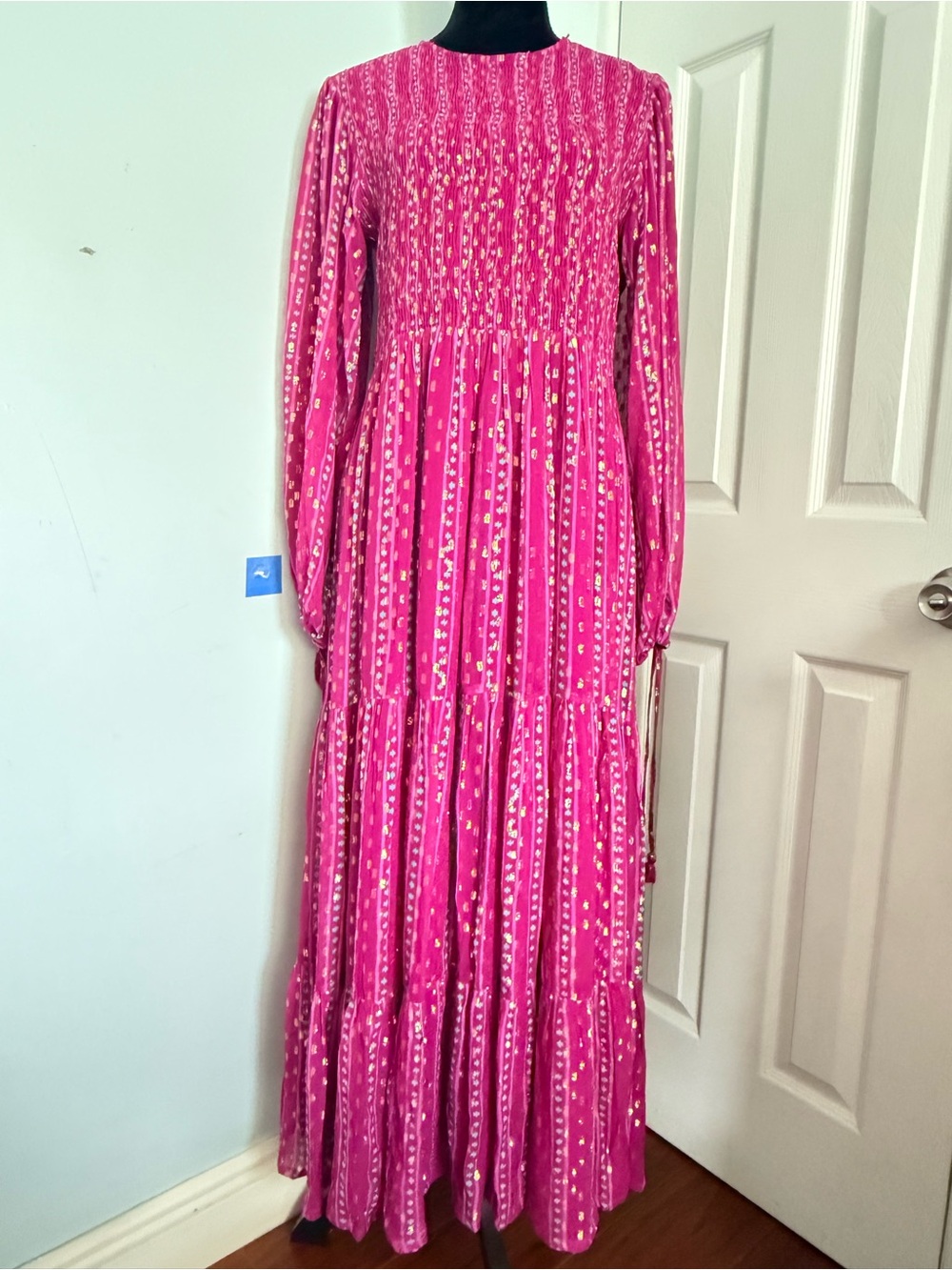 Oliphant Wine-Red Printed Maxi Dress with Long Sleeves - Picture 11 of 15